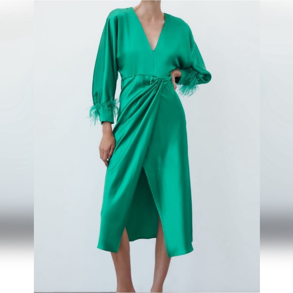 FEATHERED SATIN EFFECT MIDI DRESS